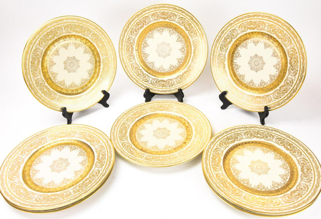 10 Ovingtons NY Ornate Gold Leaf Chargers / Plates (1 of 9)