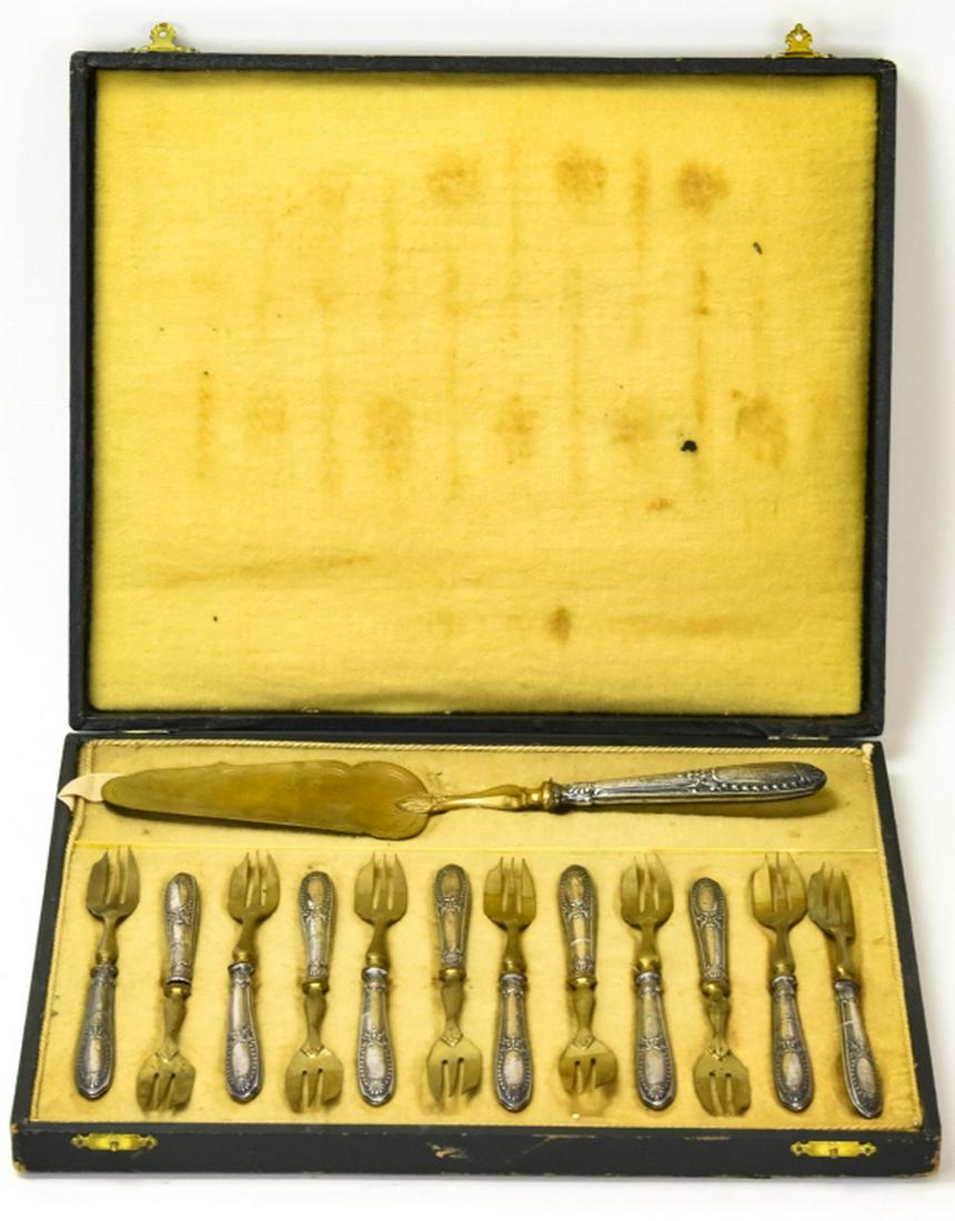 Silver & Gilt Metal Dessert Flatware Set (1 of 11)