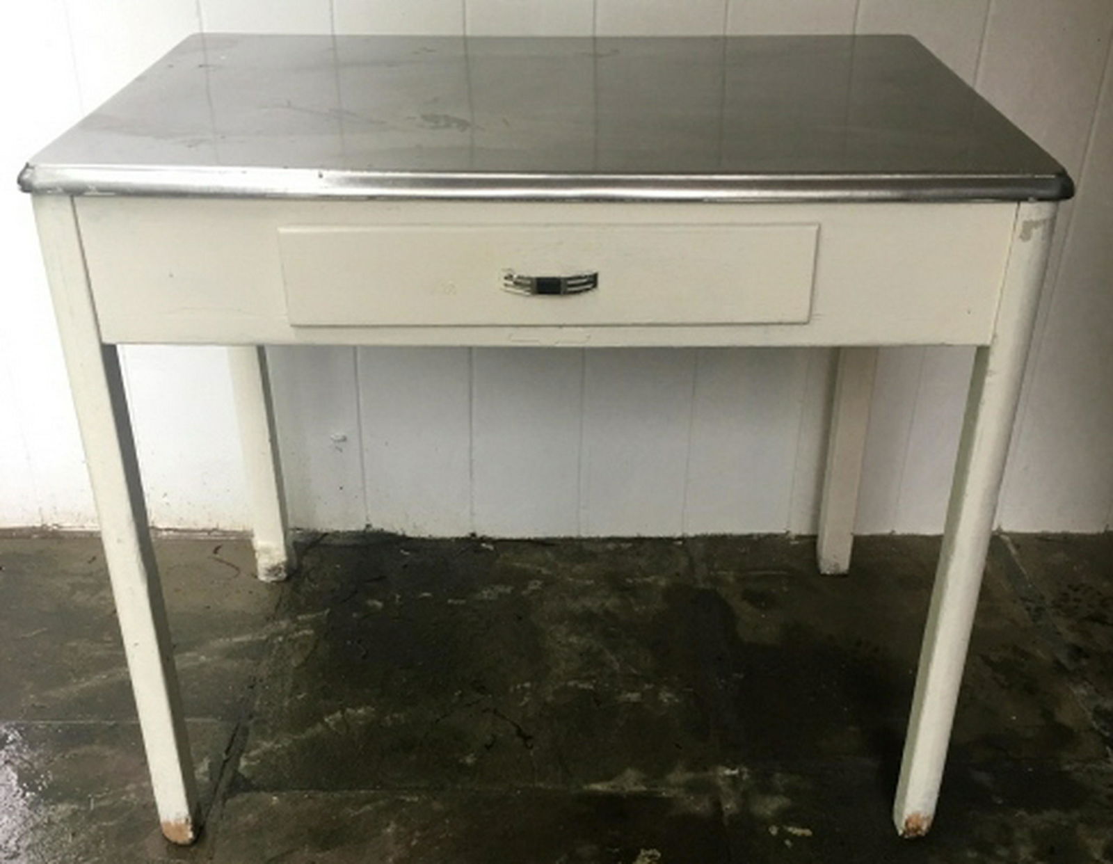 Metal Top Kitchen Table W Drawer (1 of 5)