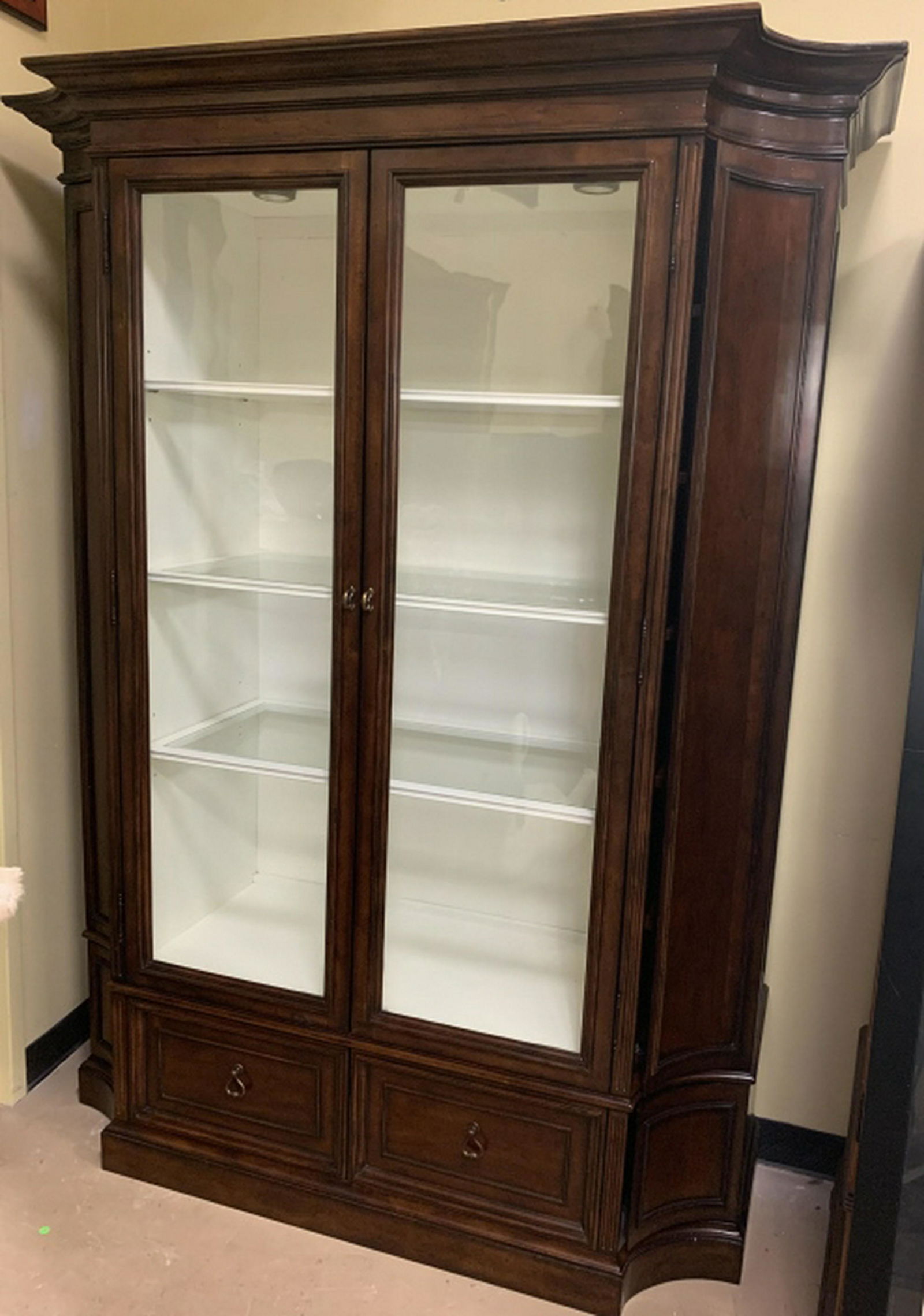 Schnadig Furniture Regency Style Glass Front Hutch