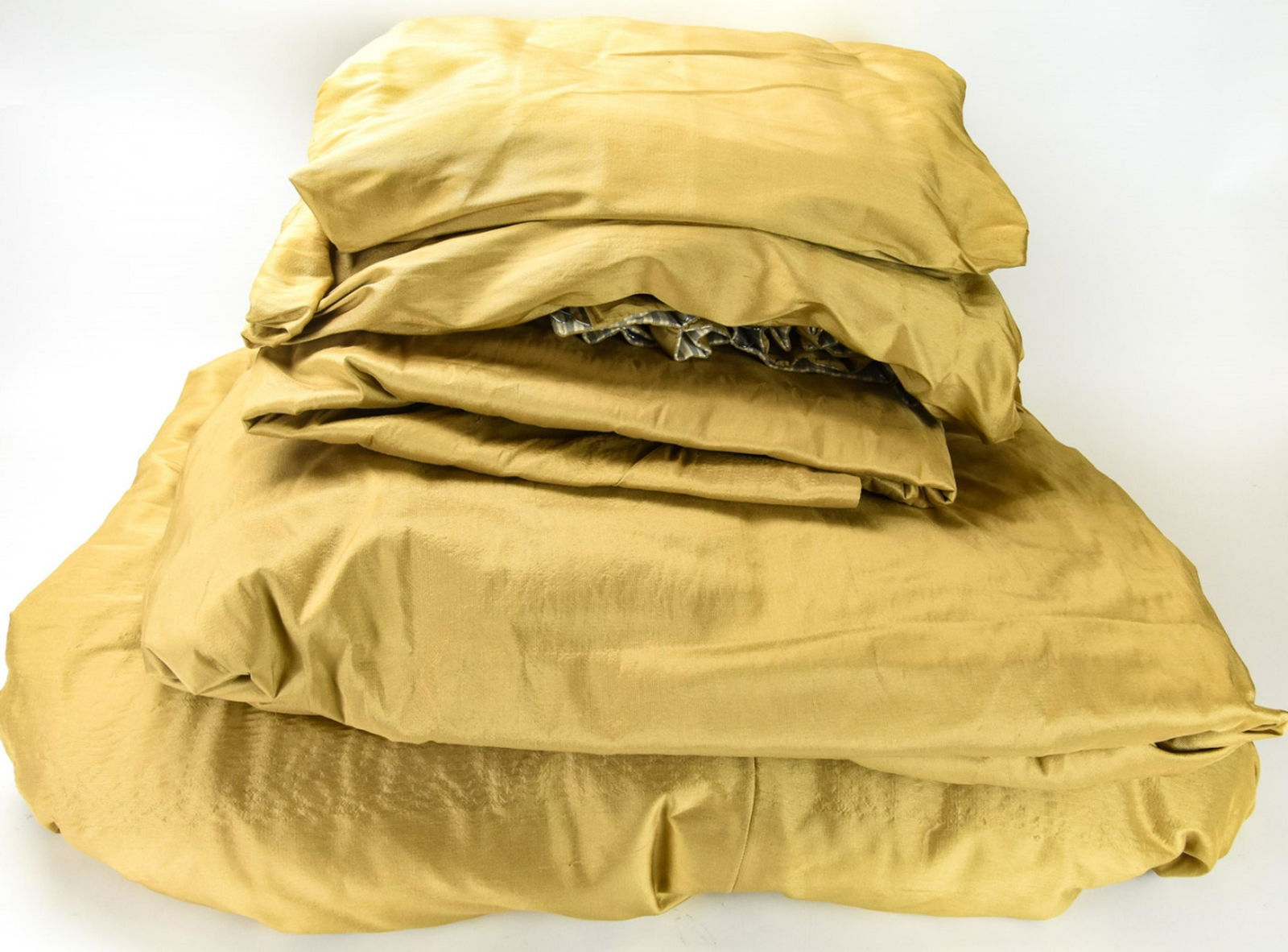 4 Silk Drape Lined Panels in Wheat (1 of 7)