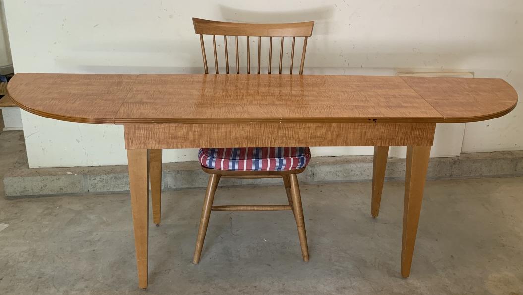 Contemporary Style Burled Oak Desk & Chair (1 of 11)