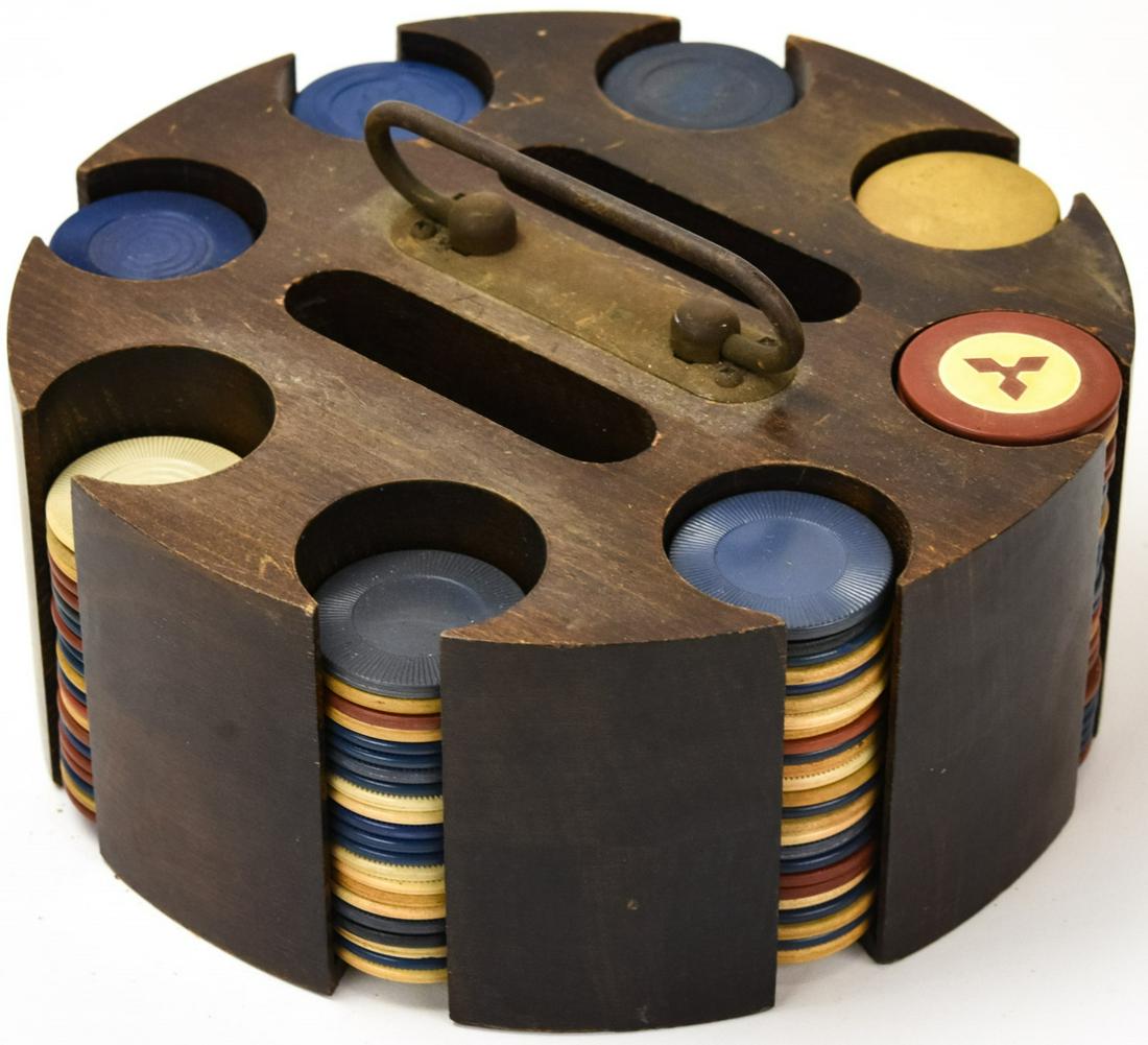 Vintage Mid Century Poker / Games Chips: Vintage Mid Century Poker / Games Chips. In case. 4 inches x 8.5 inches in diameter.