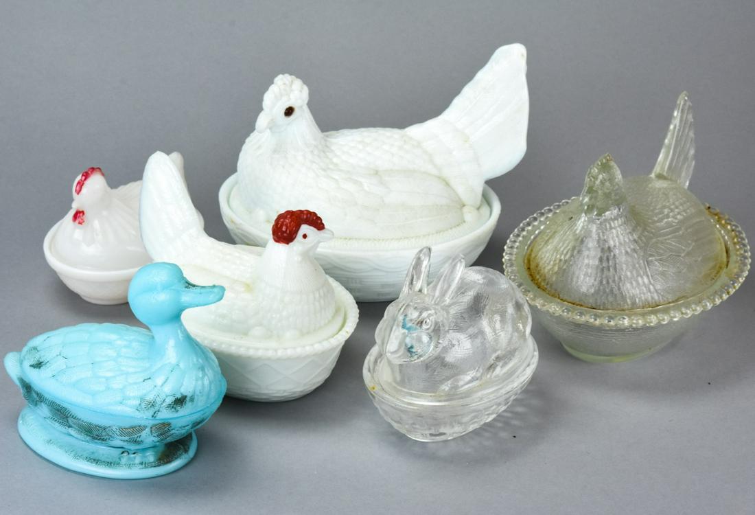 Vintage Milk Glass Chicken, Rabbit, Duck Form Box (1 of 7)