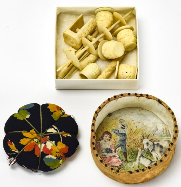 Antique 19th C Hand Carved Cow Bone Sewing Etui: Antique 19th C Hand Carved Cow Bone Sewing Etui. Hand carved ox or cow bone thimble, needle cases, thread holders and pun cushion. Needle holder with lithograph scene of children measures 3.75 inches