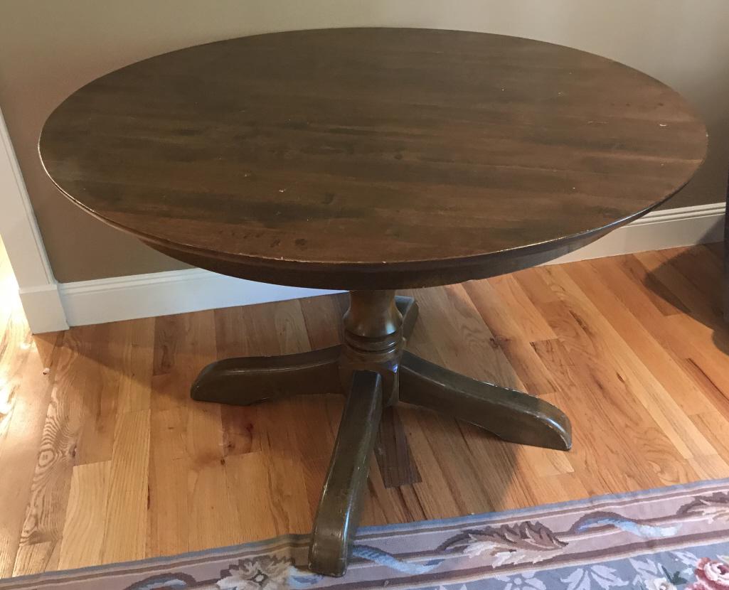 Contemporary Round Pedestal Base Dining Table (1 of 4)