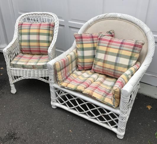 2 White Painted Wicker Arm Chairs (1 of 3)