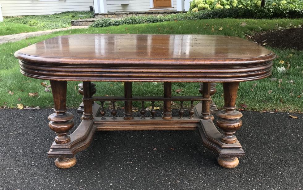Italian Renaissance Revival Style Coffee Table (1 of 5)