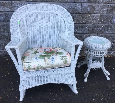 White Wicker Arm Chair & Side Table (1 of 6)