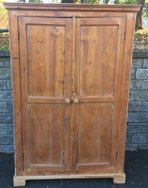 Country Style Pine Armoire / Wardrobe (1 of 5)