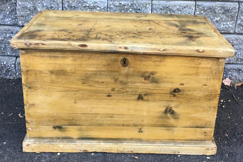 Antique Wooden Trunk / Blanket Chest (1 of 6)