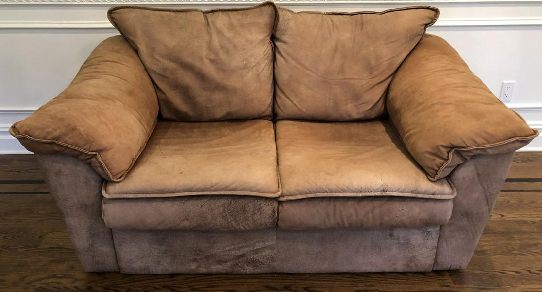 Distressed Leather Rustic Style Love Seat (1 of 7)