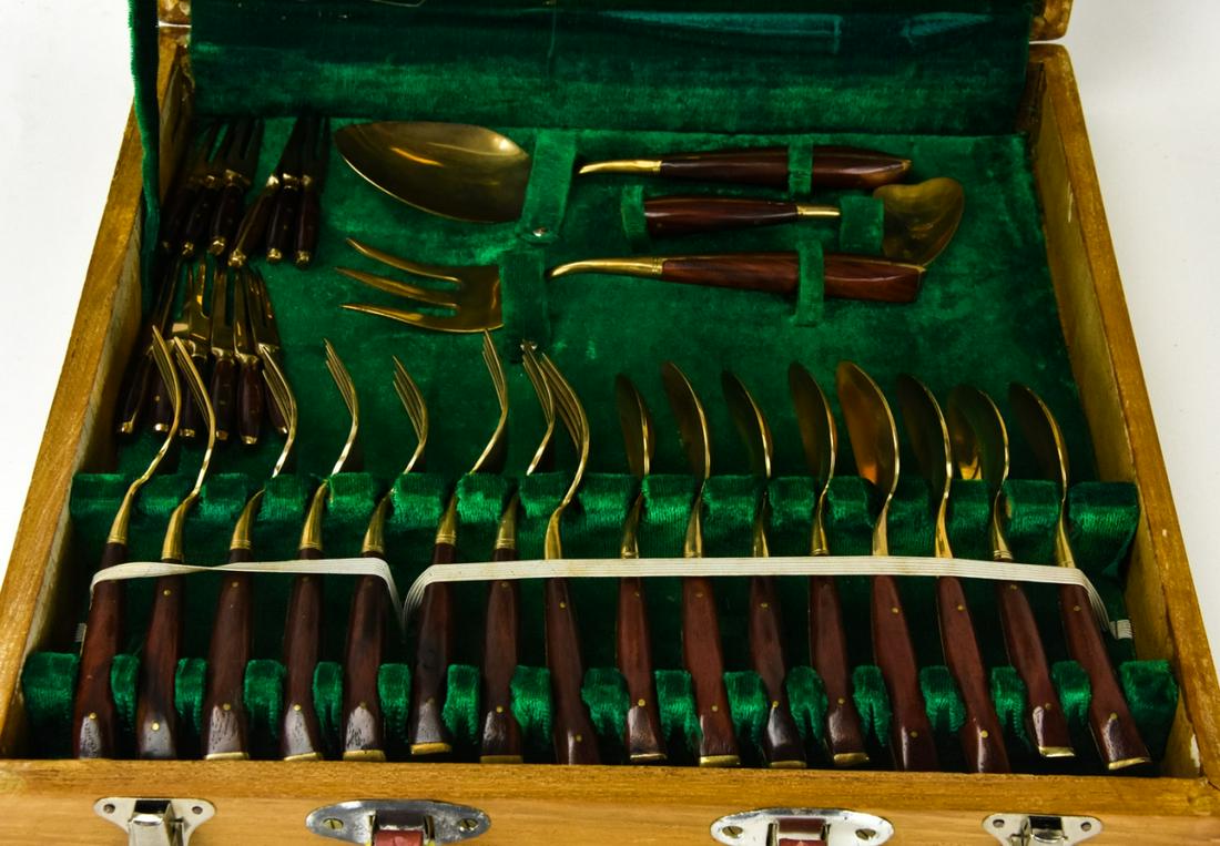 Thailand Vintage Rose Wood & Brass Utensil Set: Thailand Vintage Rose Wood & Brass Utensil Set. In original box from the Bankok Jewelry Factory. Service for 8 plus serving utensils. Lnives measure 7.5 inches.