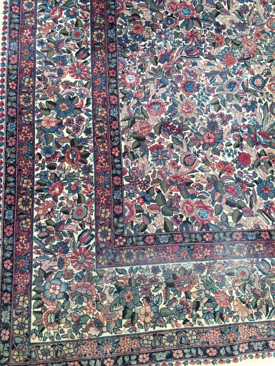 Oriental Sultanabad Style Carpet / Rug (1 of 3)