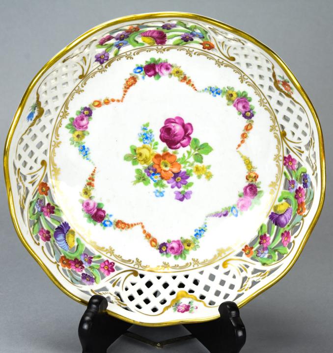Antique Dresden Rose Schumann Bavaria Serving Bowl (1 of 6)