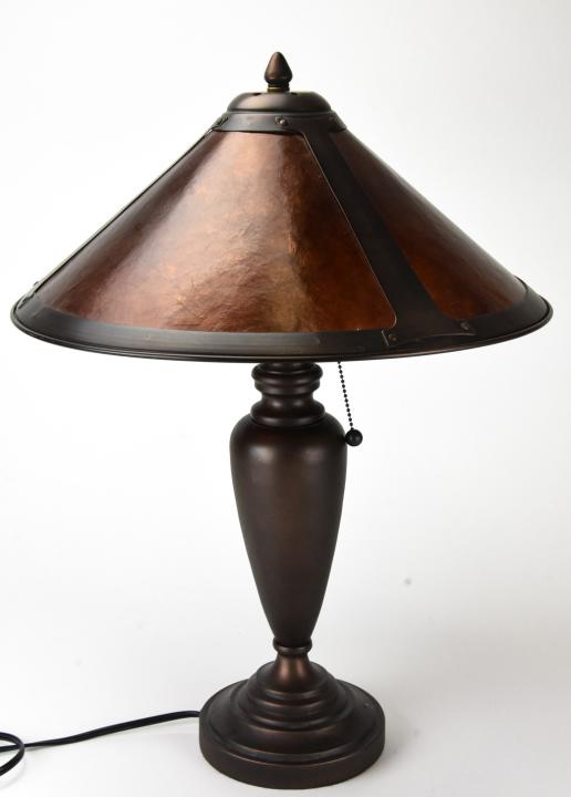 Arts & Crafts Style Bronze Tone Table Lamp (1 of 5)