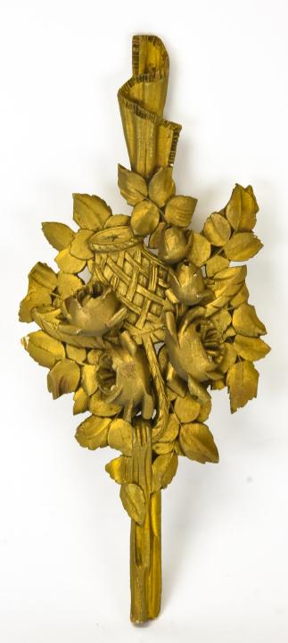 Floral Spray Carved & Gilt Architectural Element: Floral Spray Carved & Gilt Architectural Element. Carved wood and gilt architectural element with floral spray motif. Measures 18.5 inches x 7 inches.