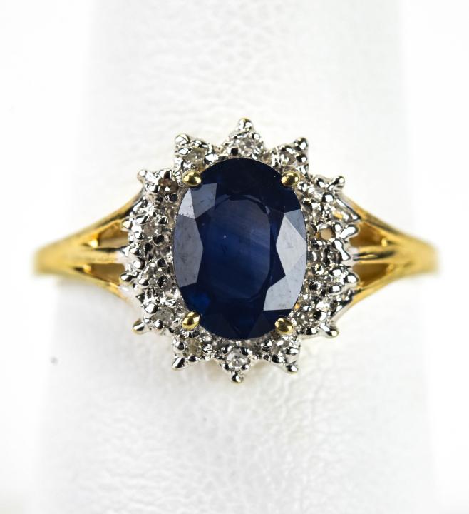 Estate 14kt Gold 1 Ct Sapphire Ring w Diamond Halo (1 of 5)