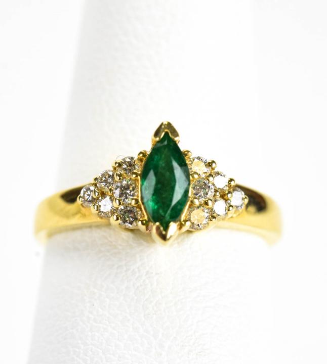 Vintage 14kt Yellow Gold Emerald & Diamond Ring (1 of 5)