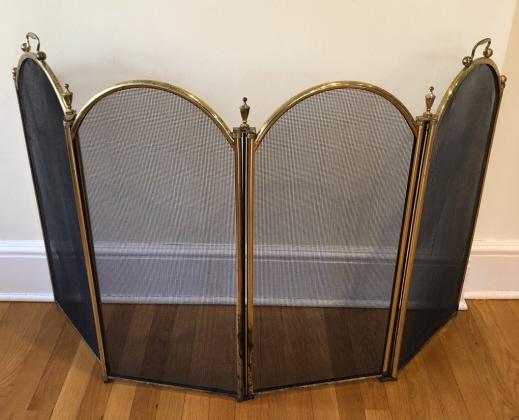Queen Anne Brass and Wire Fireplace Screen (1 of 2)