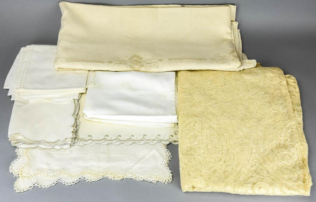 Collection Hand Embroidered Vintage Table Linens (1 of 5)