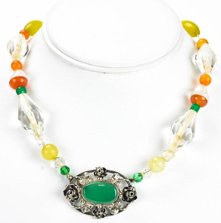 Antique Art Deco German Carnelian & Agate Necklace: Antique Art Deco German Carnelian & Green Agate Necklace w Crystal Beads. Measures 16 inches in length.