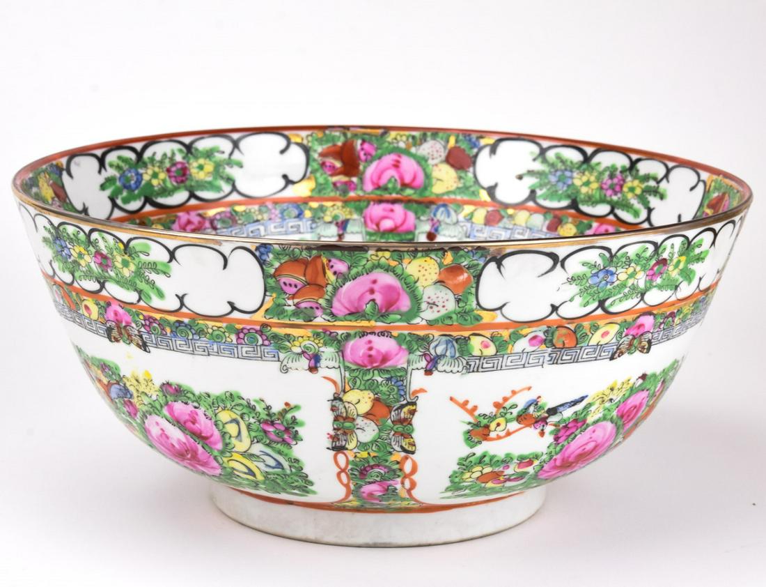 Chinese Porcelain Rose Medallion Bowl - Signed (1 of 9)