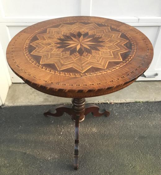 Antique Tunbridge Marquetry Inlaid Top End Table: Antique Tunbridge Marquetry Inlaid Top End Table w Pedestal Base. Measures 29 x 27.5 inches.