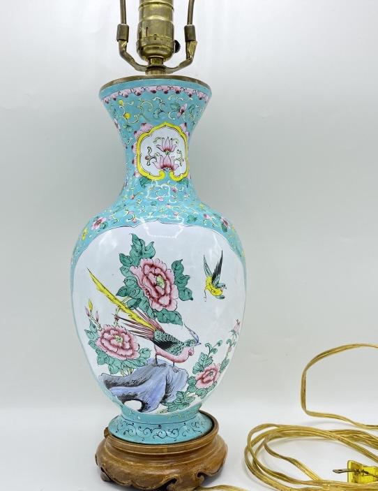 Chinese Enamel Table Lamp Hand Painted Decoration: Chinese Enamel Table Lamp with Hand Painted Decoration. A lovely antique lamp in ginger jar shape with floral and bird (Pheasant) decoration. Total height with finial is 25 inches and without is 13 in