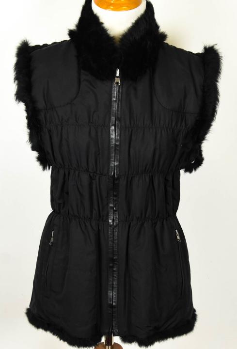 Vintage Women's Black Fur, Leather, Knit Vest: Vintage Women's Black Rabbit Fur, Leather and Knit Vest. Reversible. 16 inches across back x 26 inches long
