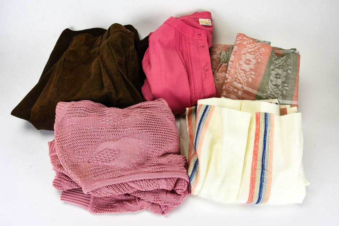 Lot Vintage Geiger Womens Clothing and More: Lot Vintage Geiger Womens Clothing and More. 2 Geiger skirts and matching wool sweaters (size 38), one Geiger shirt (size 36) and one pair of leather culottes (not Geiger) size M.