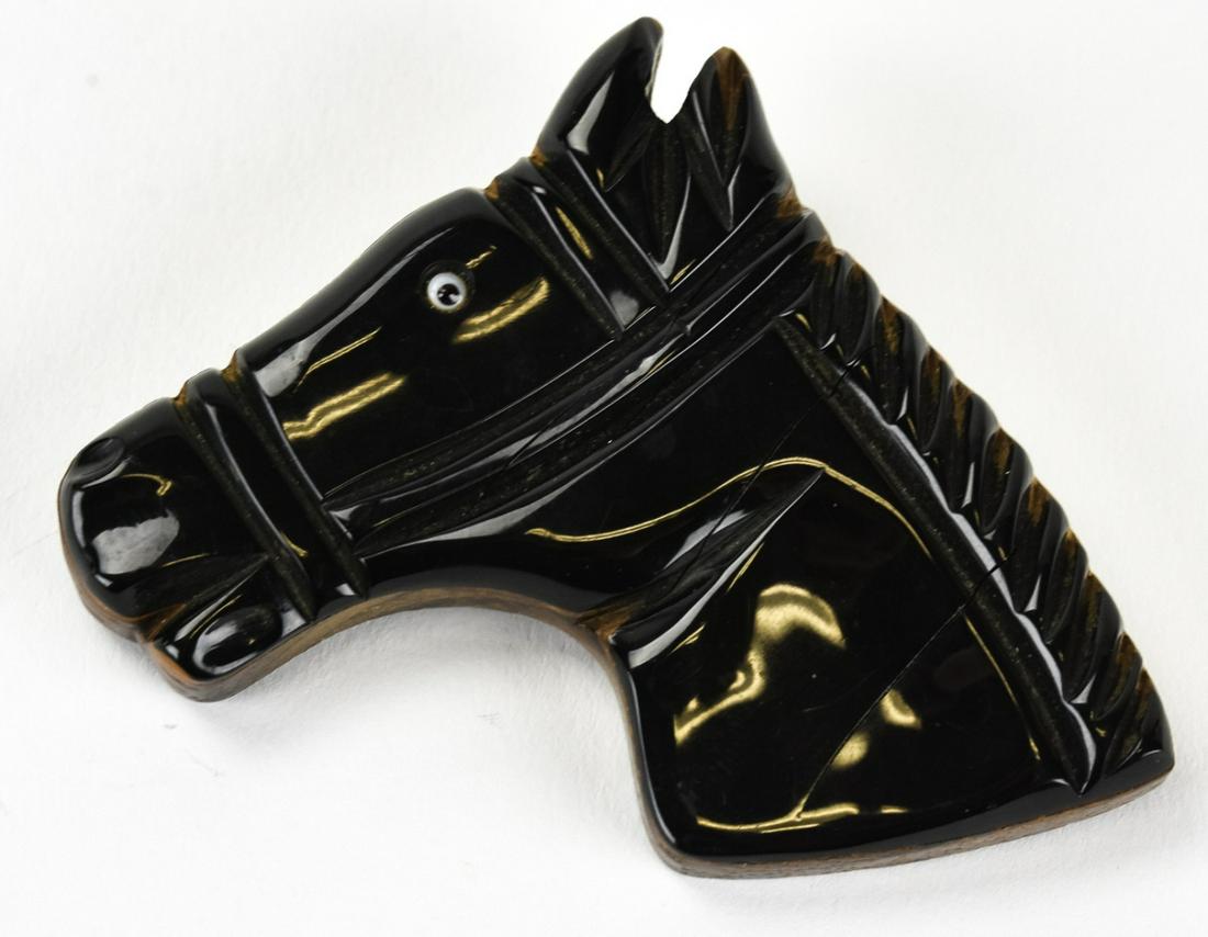 Vintage C 1940s Carved Wood & Bakelite Horse Pin: Vintage C 1940s Carved Wood & Bakelite Horse Brooch. Measures 2.5 inches in length.