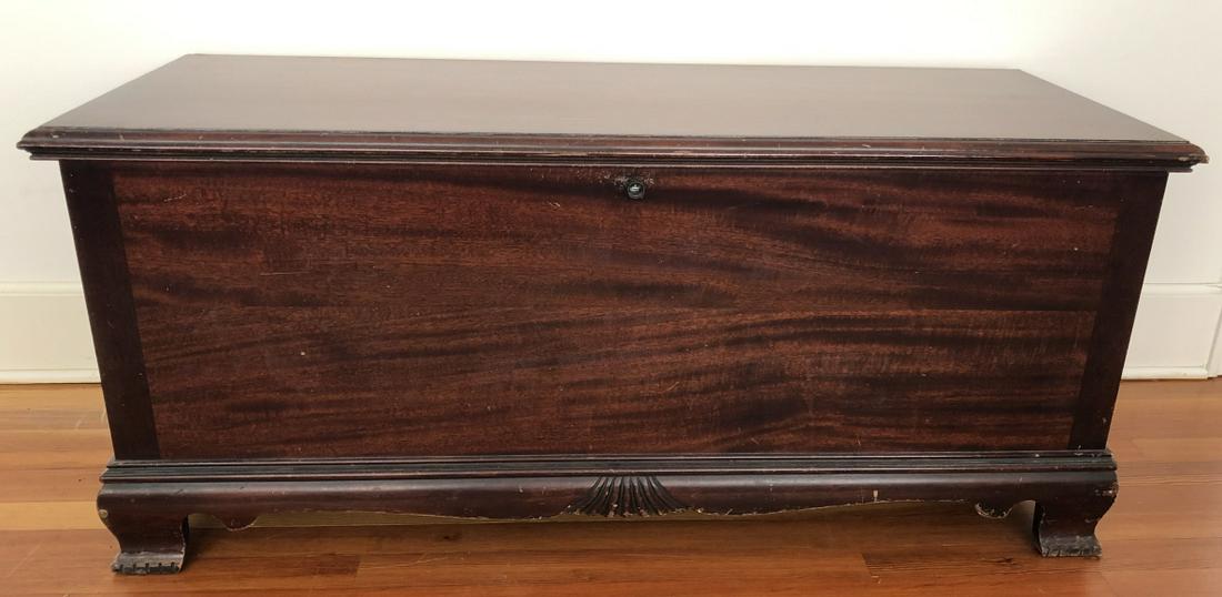Lane Cedar Lined Blanket Chest with Shelf (1 of 7)