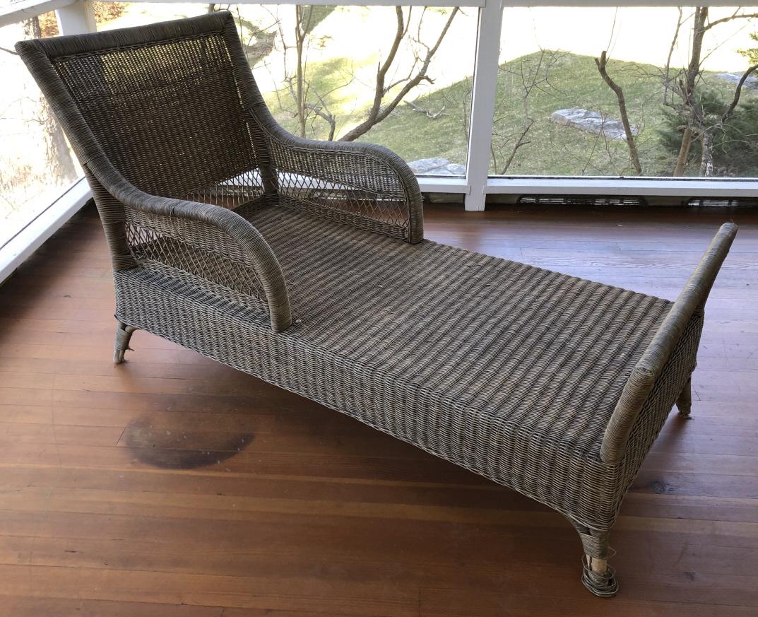 Vintage Caned Wicker Day Bed / Lounge Open Accents (1 of 3)