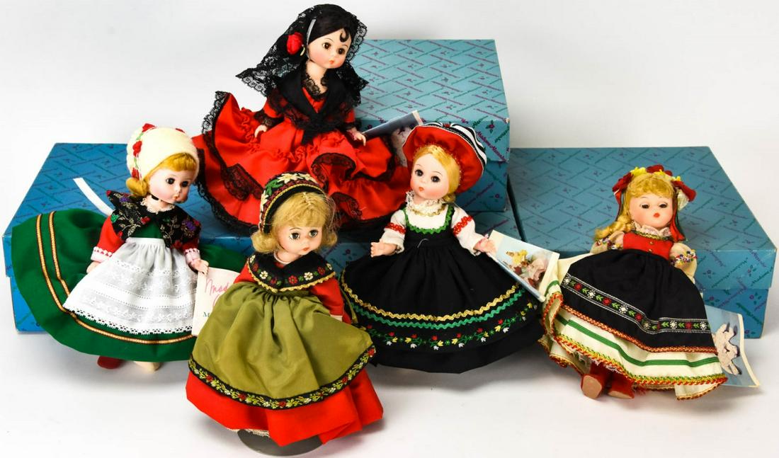 Madame alexander hotsell international dolls