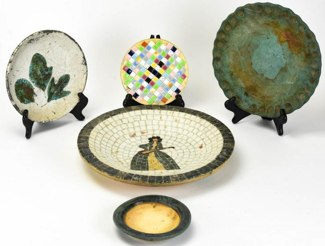 5 Stoneware Decorative Plates / Serving Dishes (1 of 6)