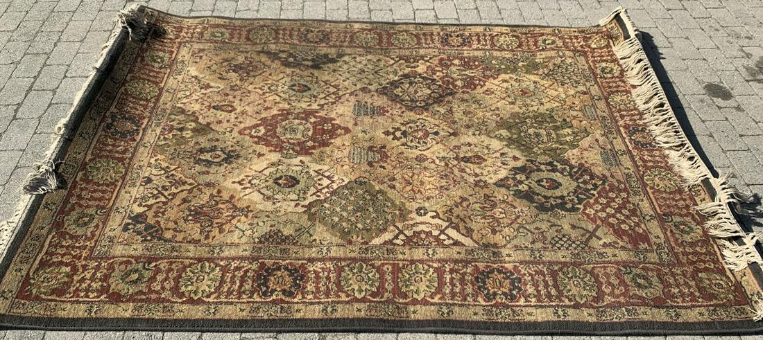 Oriental Style Wool Pile Rug / Carpet (1 of 4)