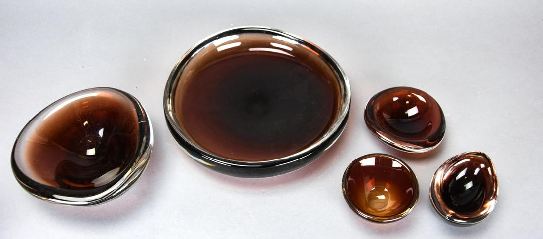 5 Orrefors Ascending Size Red Art Glass Bowls: 5 Orrefors Ascending Size Red Art Glass Bowls. All bowls are signed. Largest is approximately 2 inches x 9 inches in diameter.
