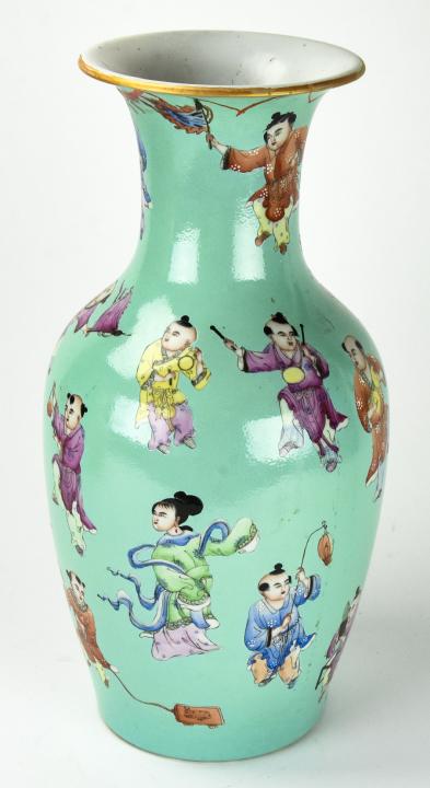 Chinese Famille Rose Child Vase 6 Character Mark (1 of 7)