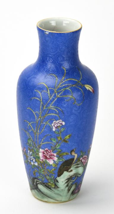 Chinese Hand Painted Porcelain Vase Signed (1 of 6)