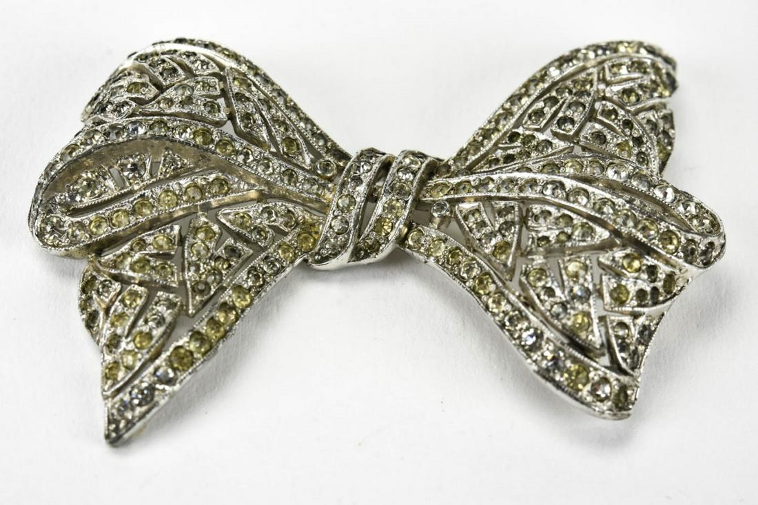 Vintage Rhinestone C 1940s Bow Form Brooch (1 of 5)