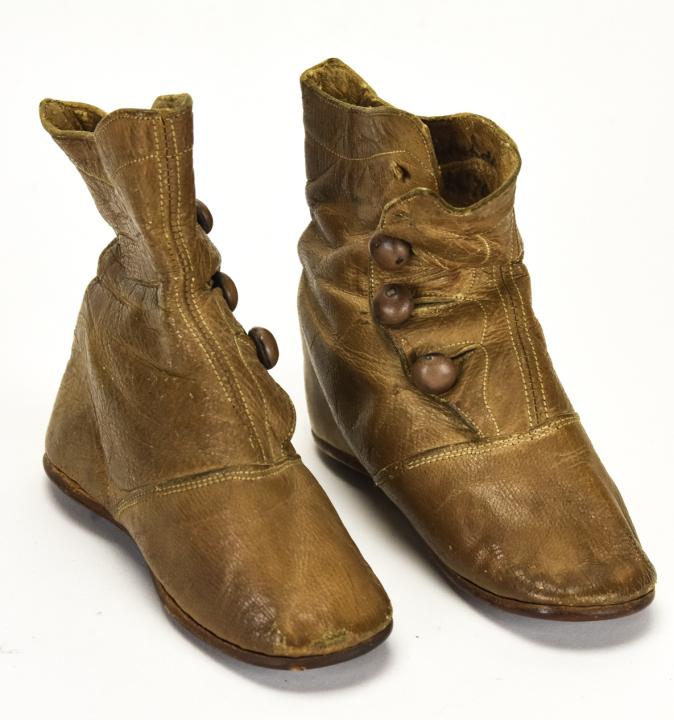 Pair  Antique 19th C Handmade Doll or Child Shoes (1 of 8)