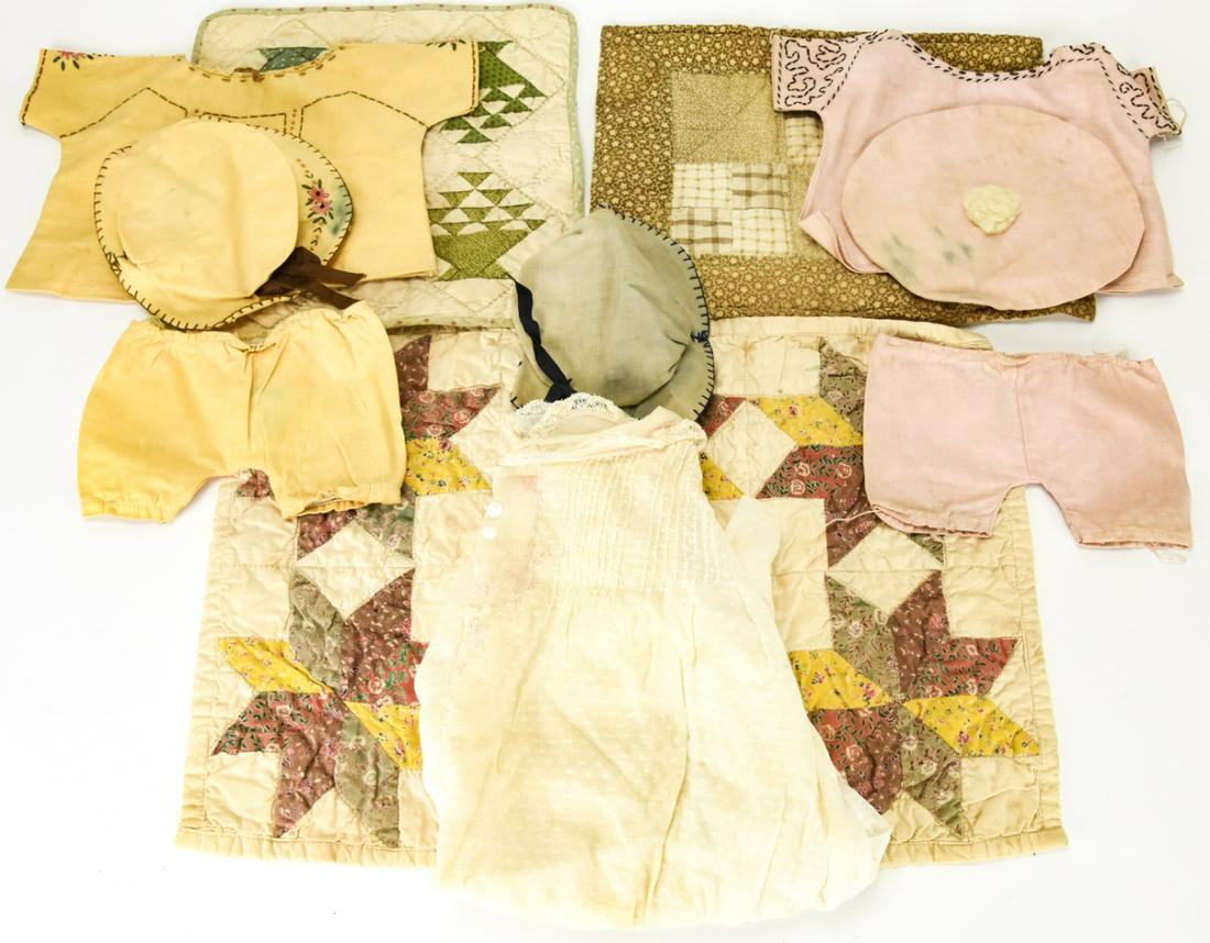 Collection Antique & Vintage Doll Clothes & Quilts (1 of 10)