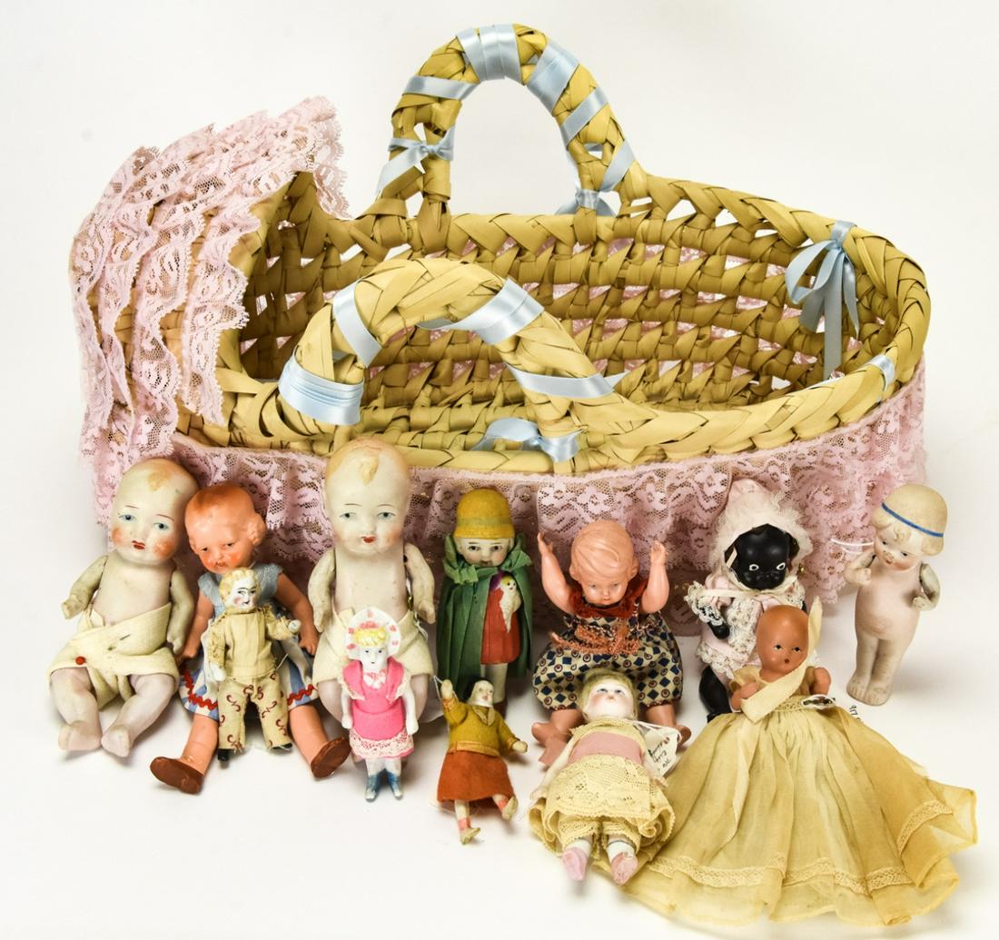 Vintage Baby Basinet Filled w Collection of Dolls (1 of 5)