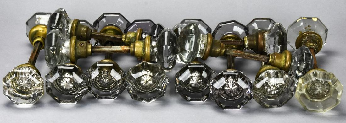 Collection Antique Colored & Clear Glass Doorknobs (1 of 7)