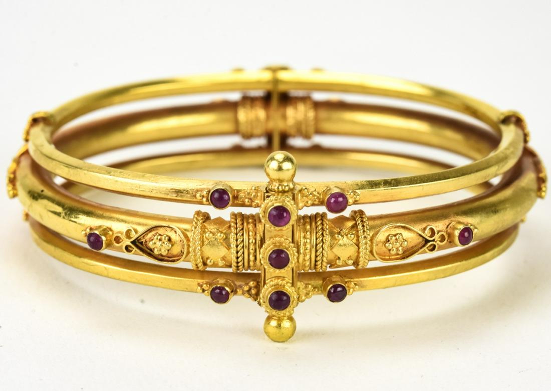 Indian 18-22k Gold Bracelet with Rubies (1 of 6)