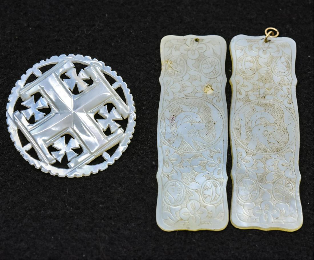 Two 19th C Antique Chinese Mother of Pearl Plaques (1 of 5)