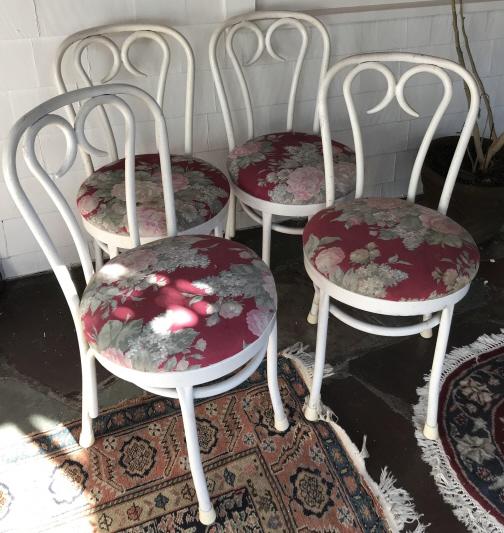 Four Vintage Painted Metal Thonet Style Chairs: Four Vintage Painted Metal Thonet Style Side Chairs. Each measures 34.5 x 18 x 18 inches.