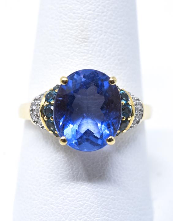 Estate 14kt Yellow Gold Diamond & Aquamarine Ring (1 of 5)
