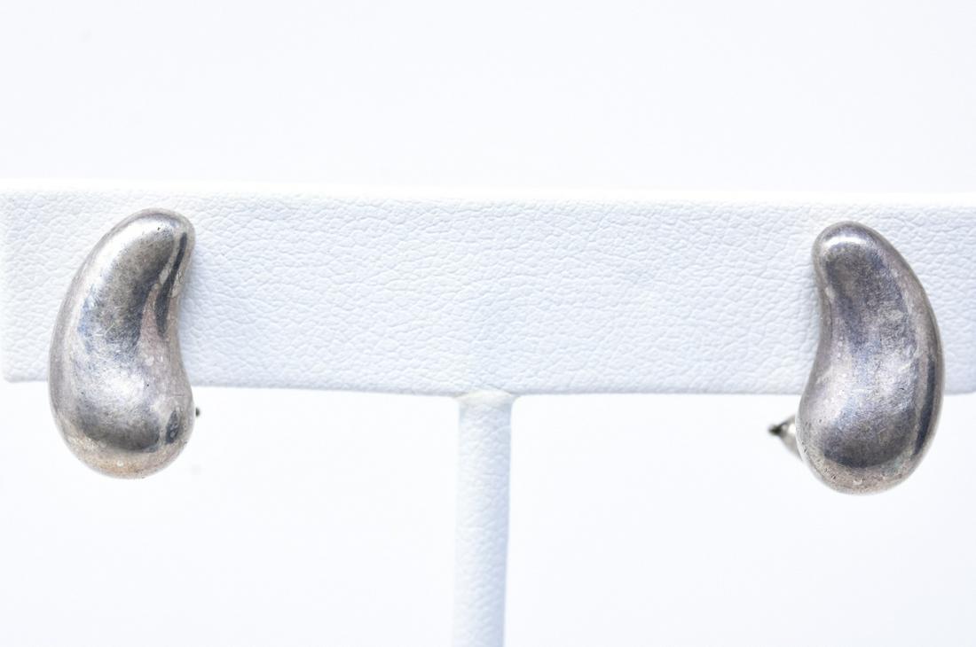 Pair Tiffany & Co Sterling Silver Earrings: Pair Tiffany & Co Sterling Silver Earrings. Designed by Elsa Peretti. Each measures 5/8 of an inch in length. Signed and hallmarked.